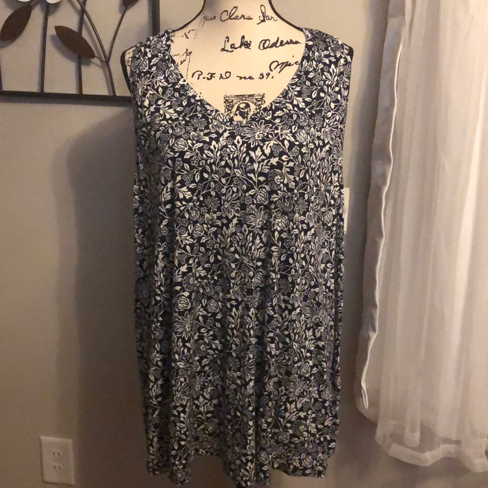 NWT Lane Bryant Swing Top